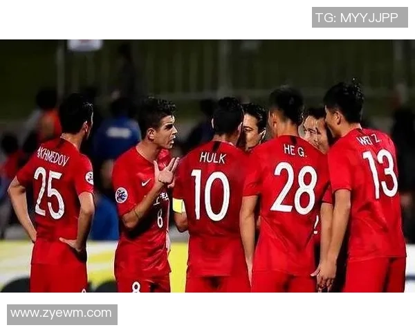 足球明星是否在央视亮相引发热议球迷期待更多精彩瞬间